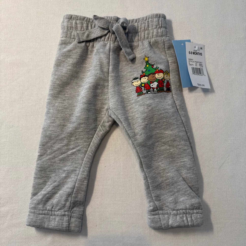 NWT Peanuts Baby Gray Sweatpants Christmas Charlie‎ Brown Snoopy 6-9 Months